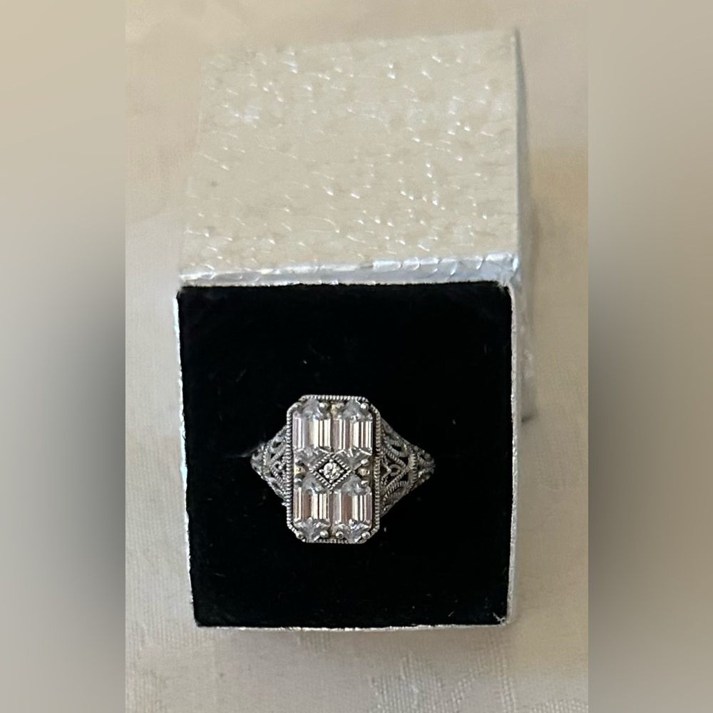 Diamonique and Jane Treacy Virginia’s Heirloom Ring, Platinum Cl Size 9